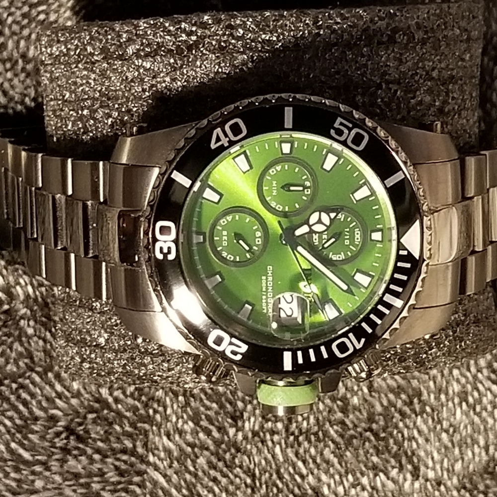Invicta Mens Pro Diver watch with additional band